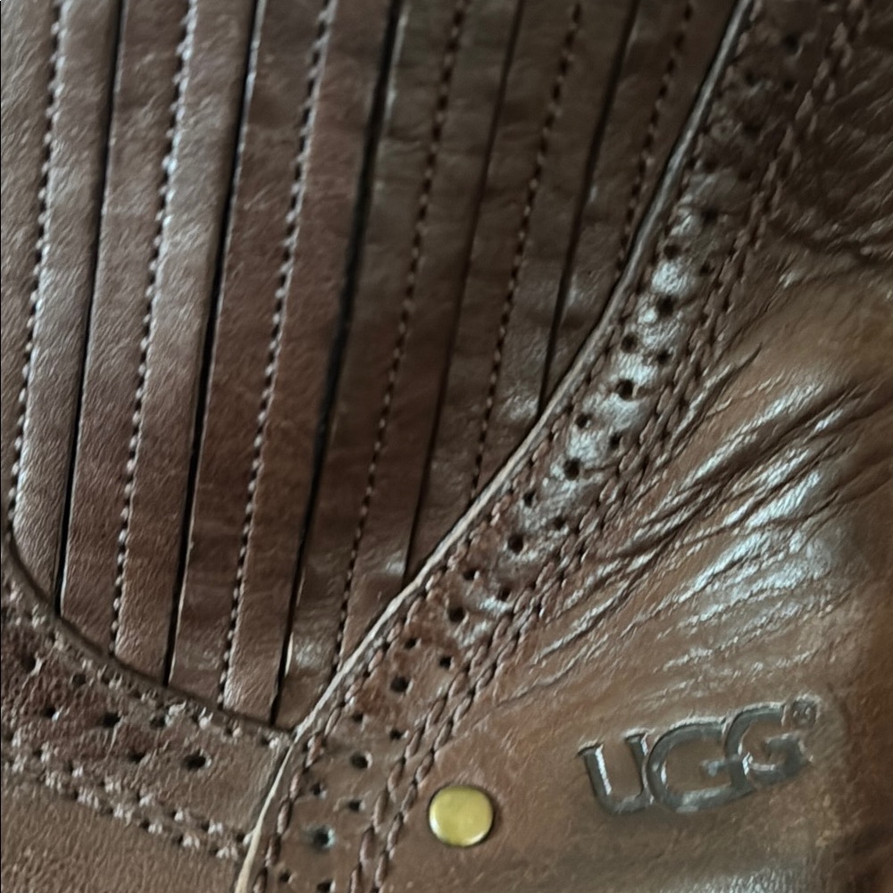 UGG Caraby Brown Leather Ankle Boots with Side Stitching - Picture 7 of 8